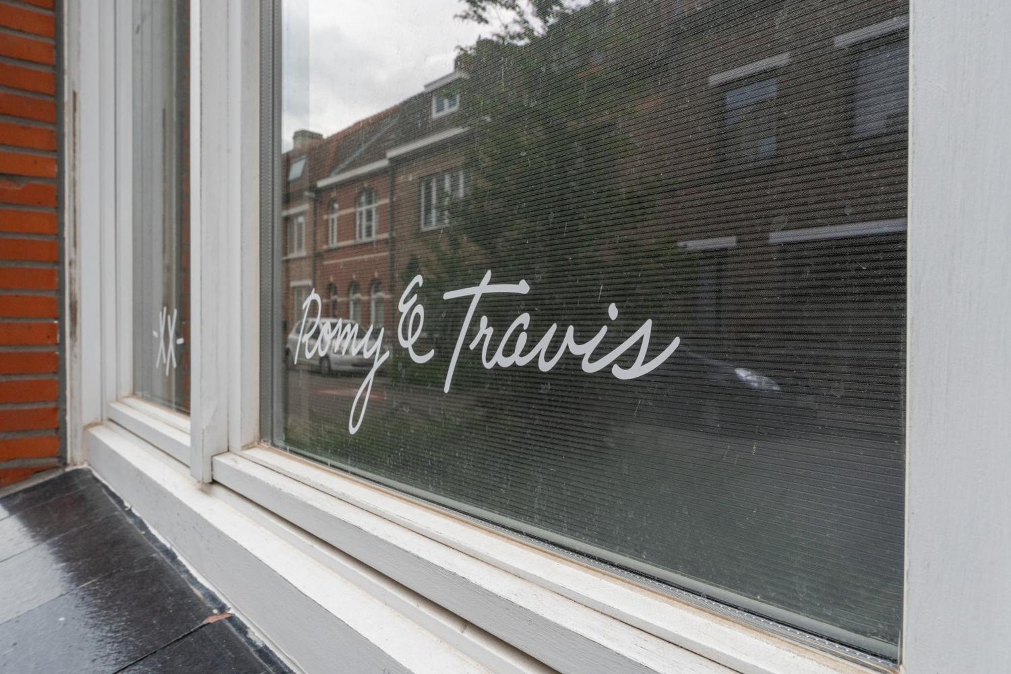 Fall Eighteen By Romy&Travis Bruges Luaran gambar